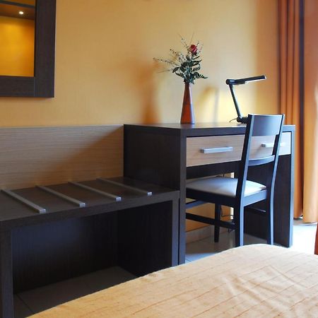 Hotel Michelangelo แตราโม ภายนอก รูปภาพ