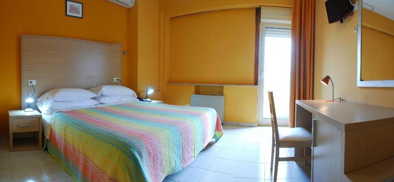 Hotel Michelangelo แตราโม ภายนอก รูปภาพ