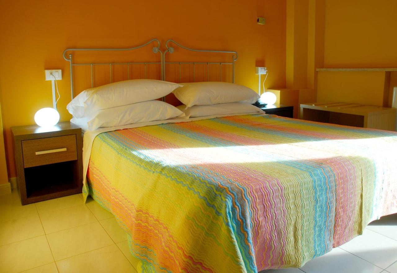 Hotel Michelangelo แตราโม ภายนอก รูปภาพ